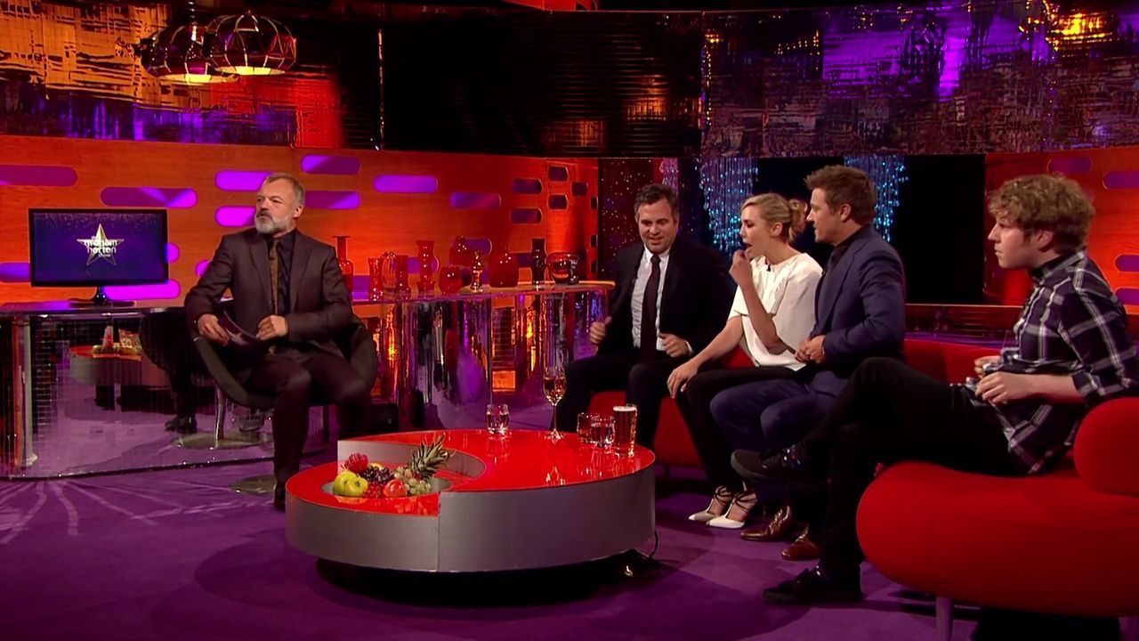 04-25-2015-GrahamNortonShow-018.jpg