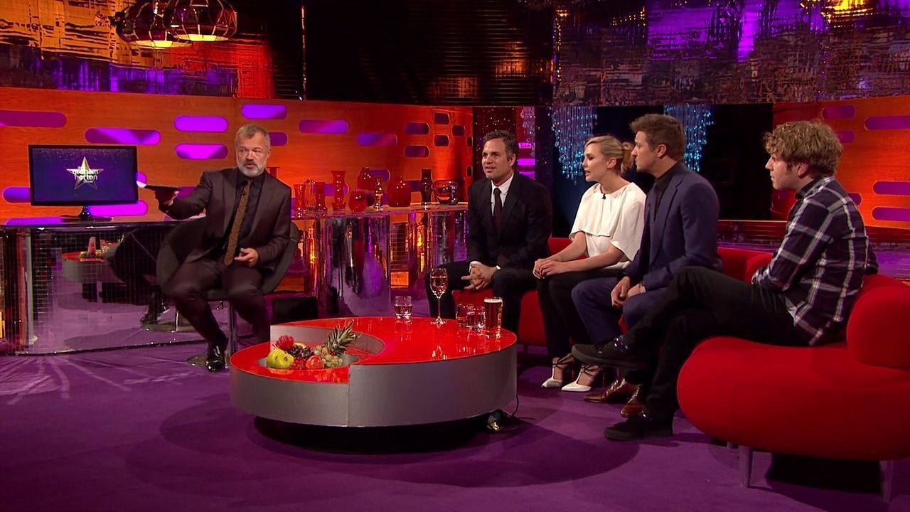 04-25-2015-GrahamNortonShow-022.jpg