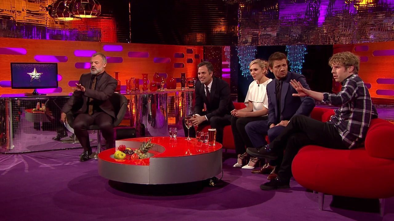 04-25-2015-GrahamNortonShow-026.jpg