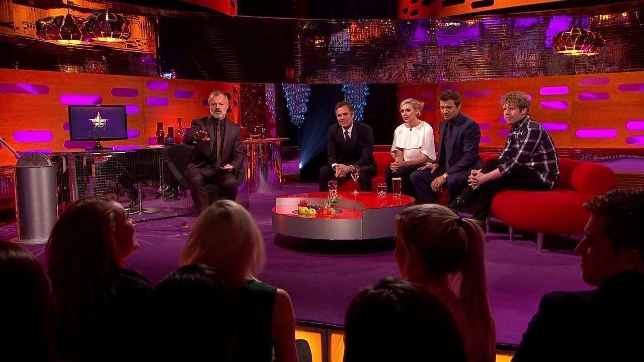 04-25-2015-GrahamNortonShow-031.jpg