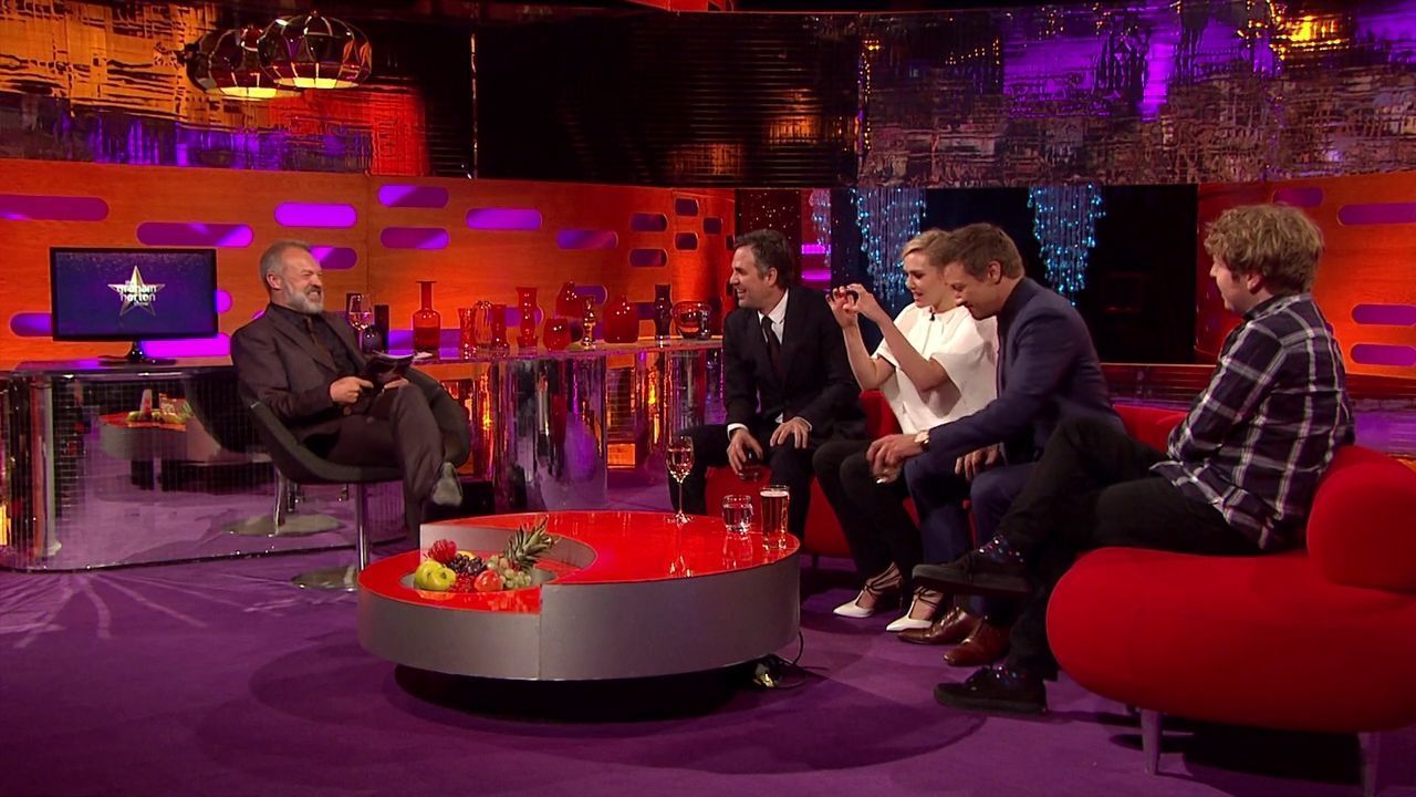 04-25-2015-GrahamNortonShow-059.jpg