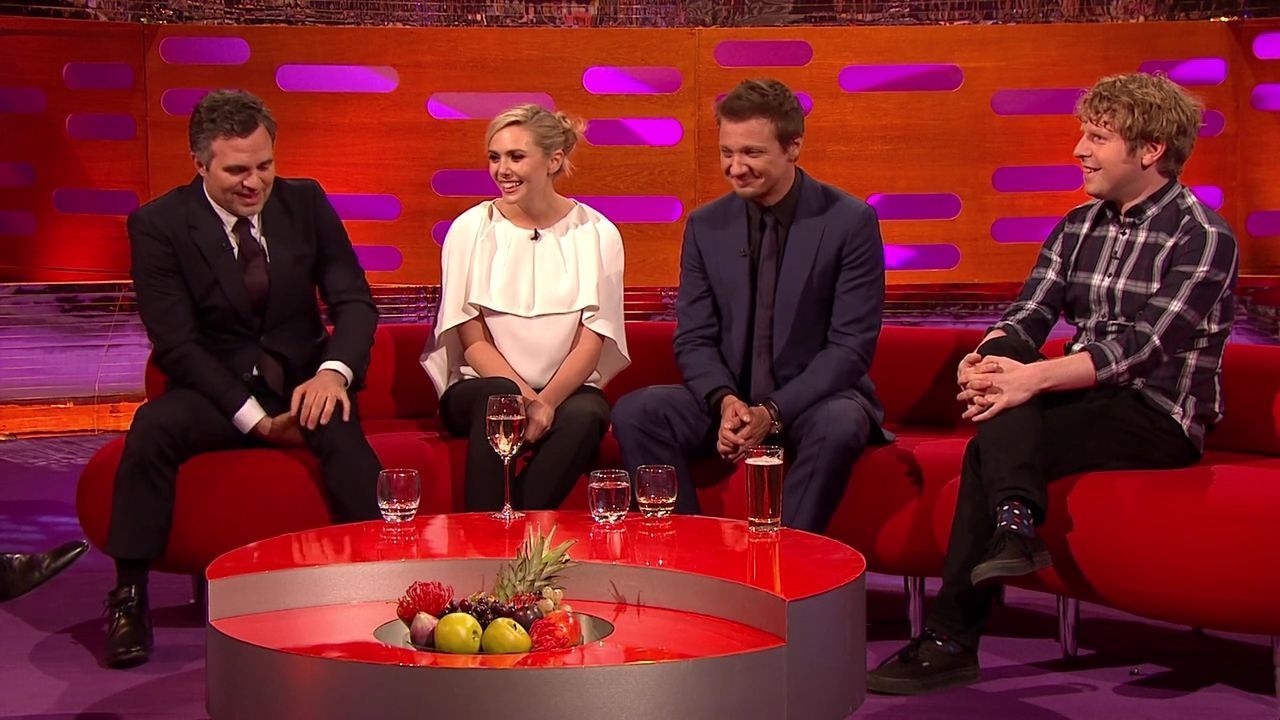 04-25-2015-GrahamNortonShow-102.jpg