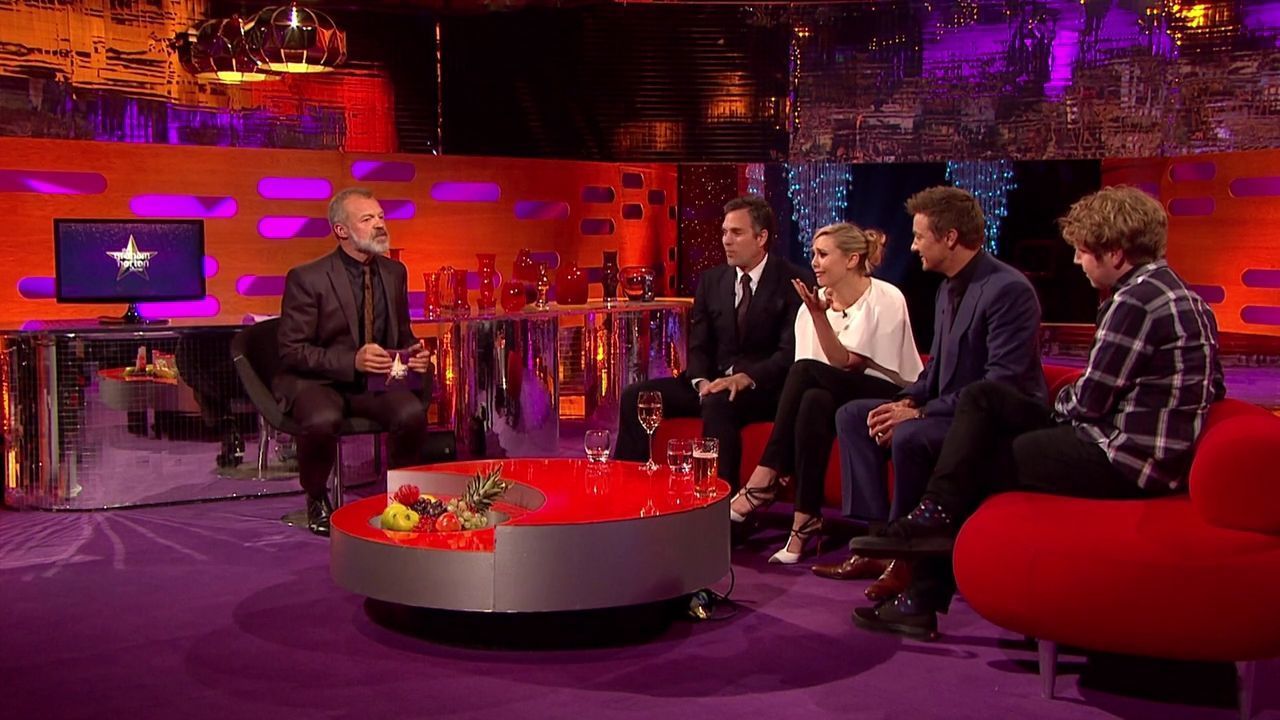 04-25-2015-GrahamNortonShow-199.jpg