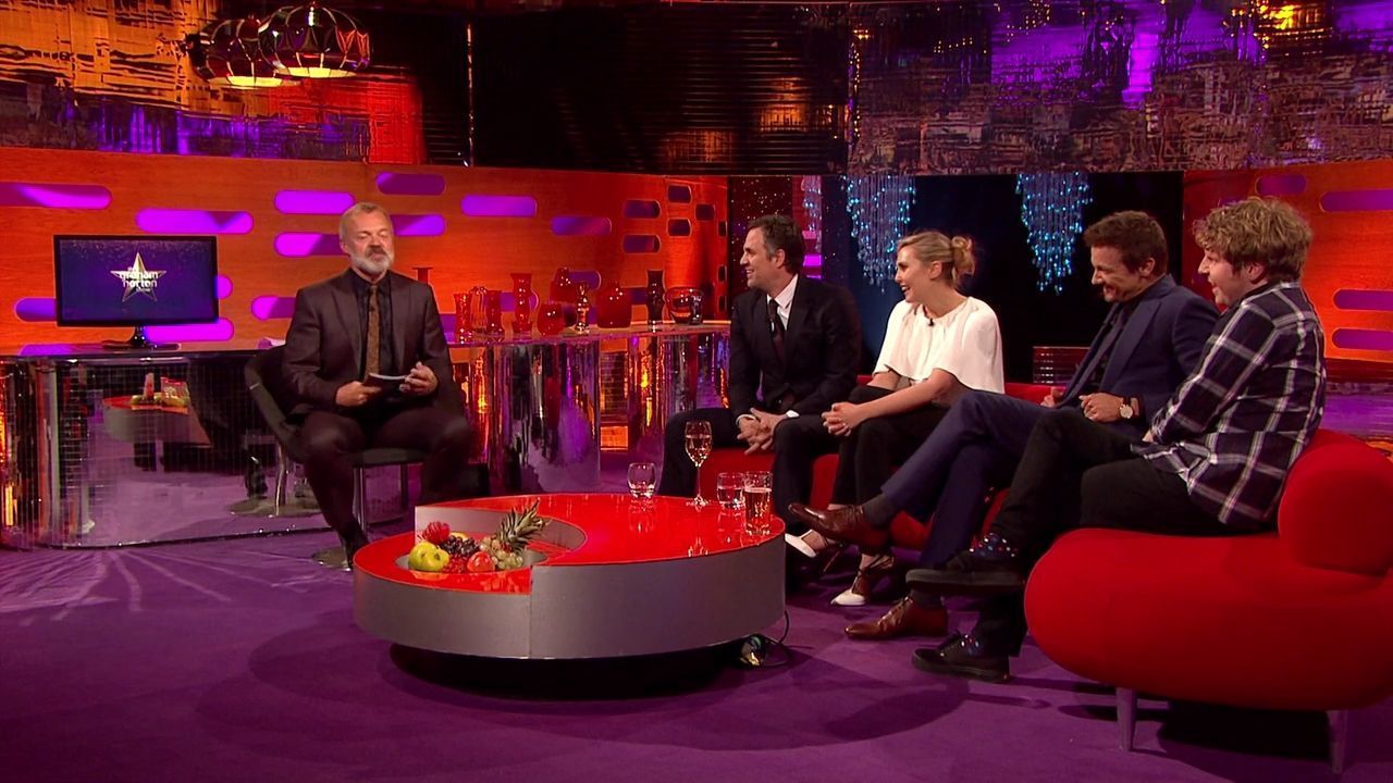 04-25-2015-GrahamNortonShow-209.jpg