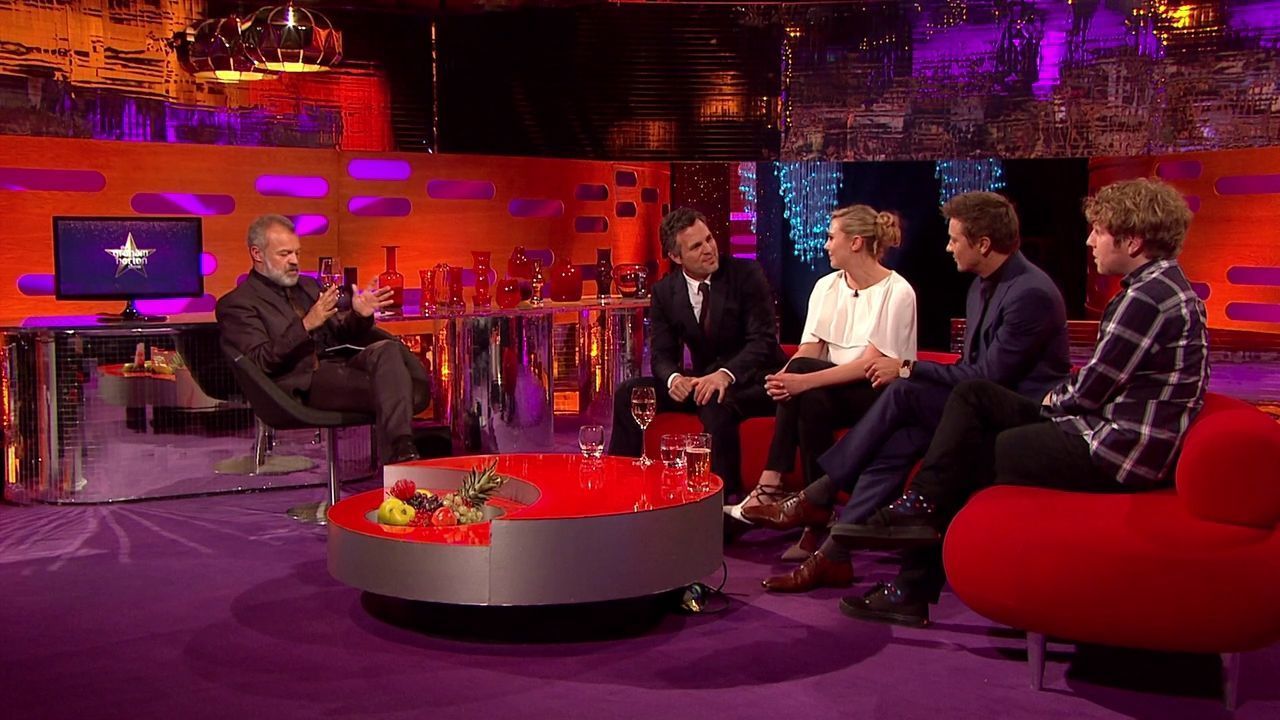 04-25-2015-GrahamNortonShow-263.jpg