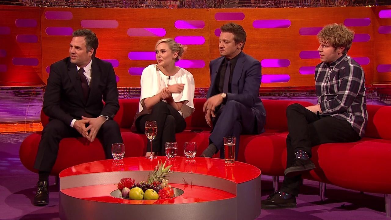 04-25-2015-GrahamNortonShow-278.jpg