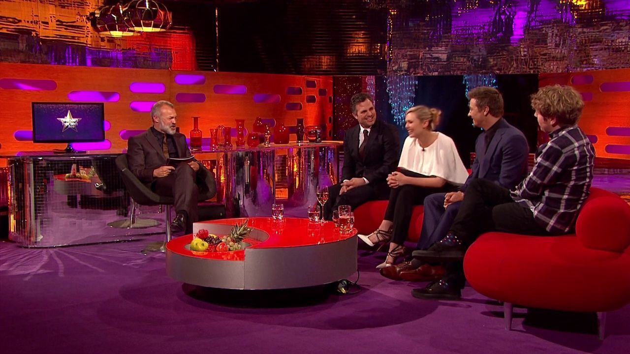 04-25-2015-GrahamNortonShow-307.jpg