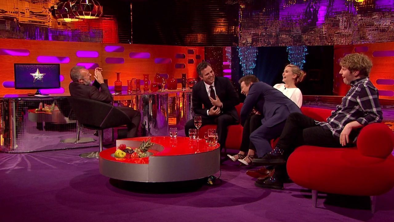 04-25-2015-GrahamNortonShow-398.jpg