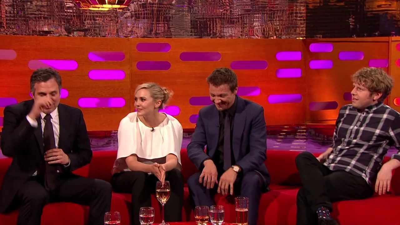 04-25-2015-GrahamNortonShow-413.jpg