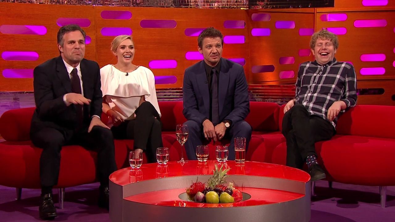 04-25-2015-GrahamNortonShow-438.jpg