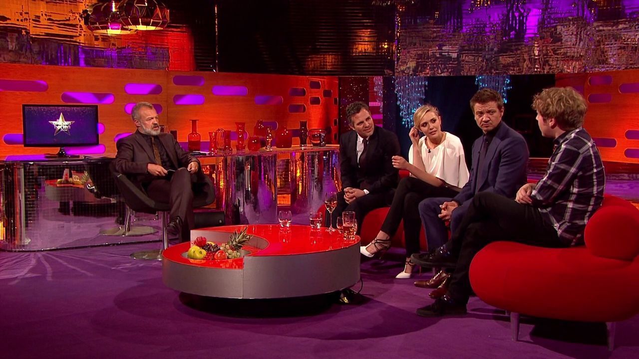 04-25-2015-GrahamNortonShow-481.jpg