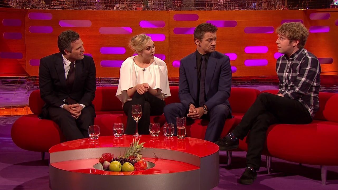 04-25-2015-GrahamNortonShow-485.jpg