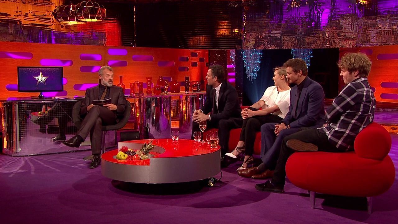 04-25-2015-GrahamNortonShow-542.jpg