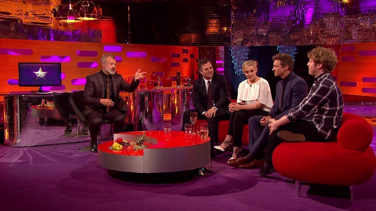 04-25-2015-GrahamNortonShow-553.jpg