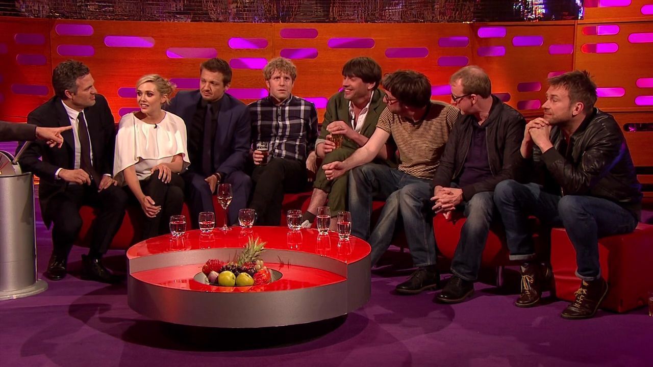 04-25-2015-GrahamNortonShow-580.jpg