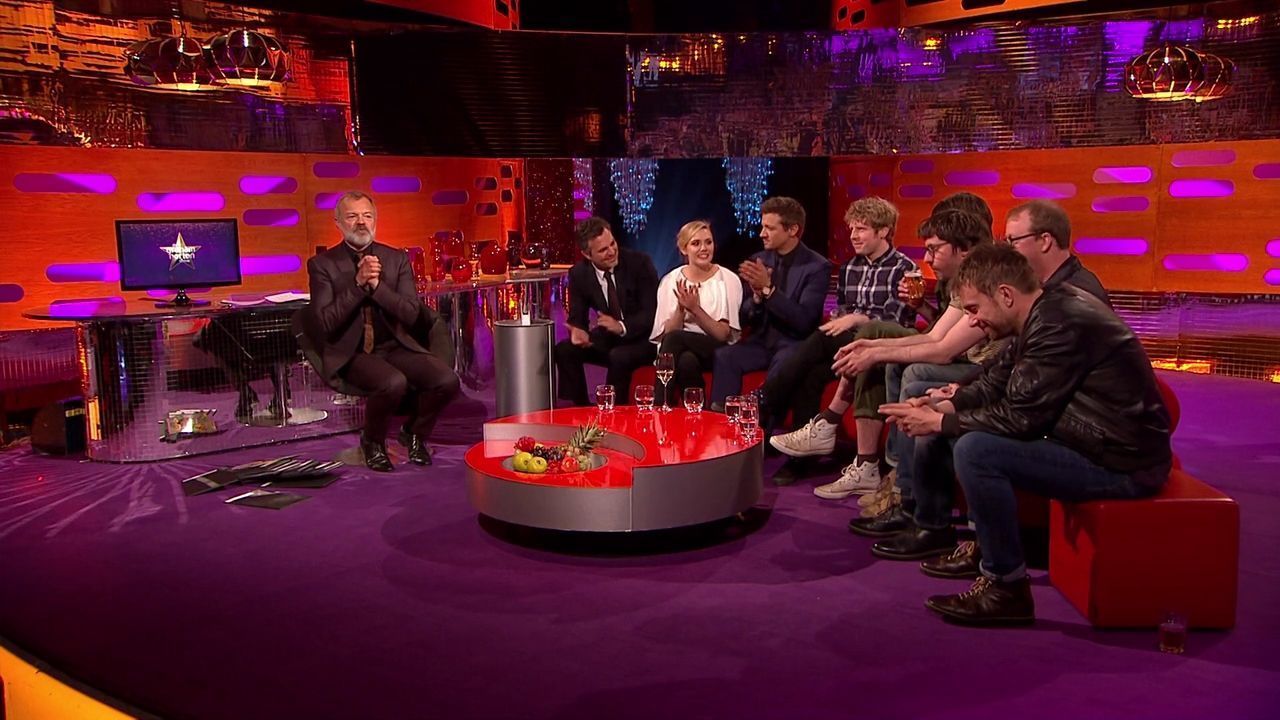 04-25-2015-GrahamNortonShow-599.jpg