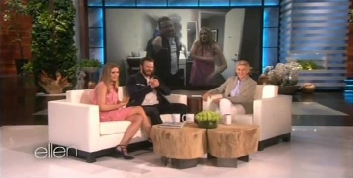 05-02-2016-TheEllenDeGeneresShow-121.jpg