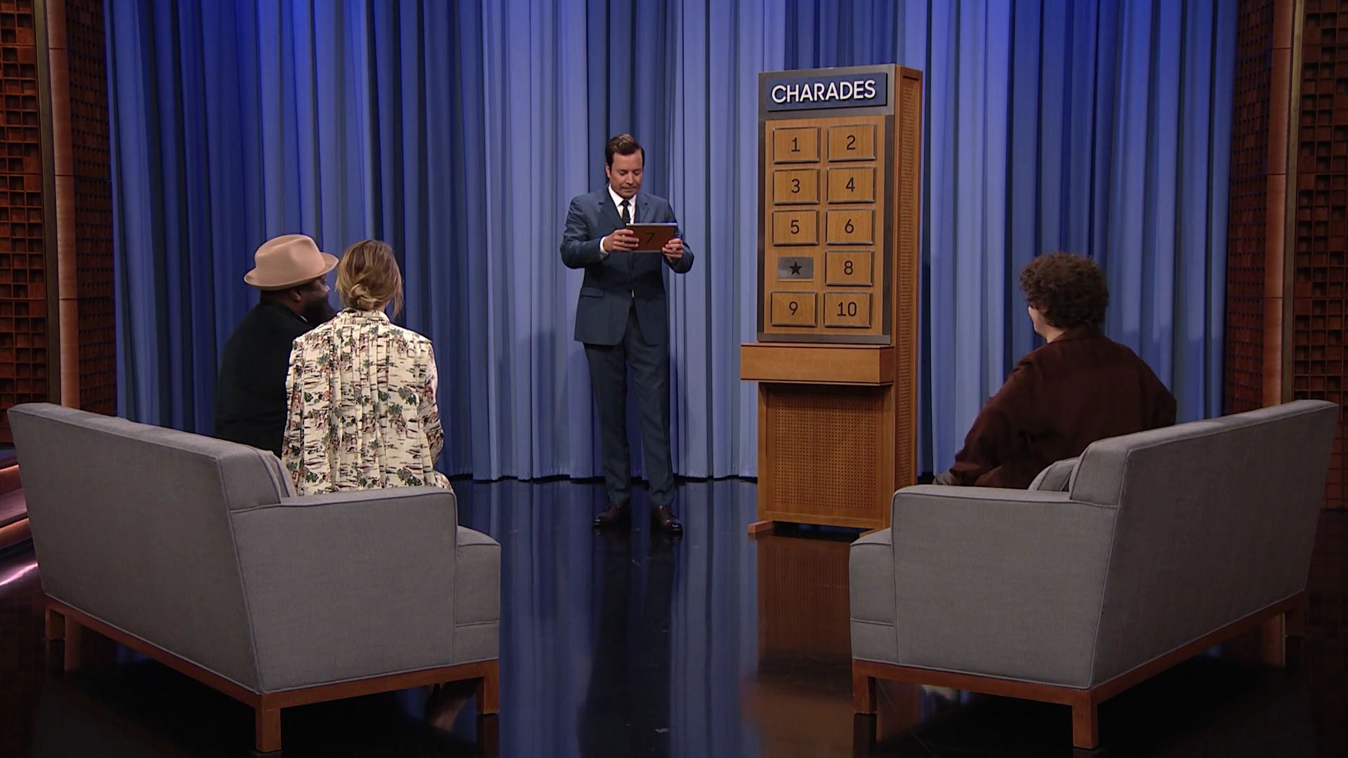 2022-06-29-TonightShowStarringJimmyFallon-034.jpg