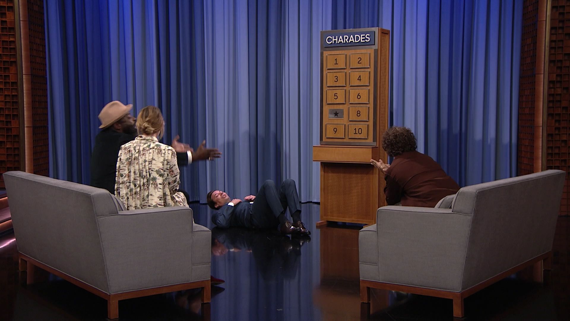 2022-06-29-TonightShowStarringJimmyFallon-056.jpg