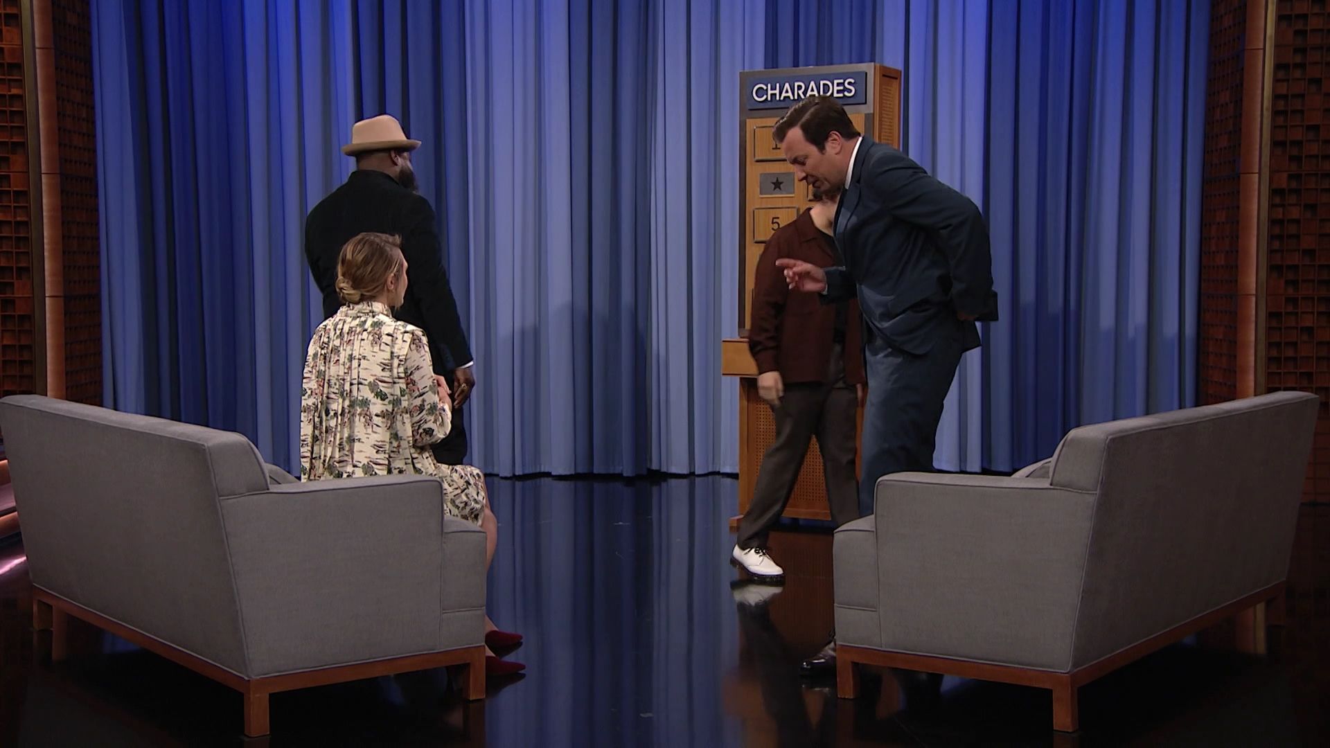 2022-06-29-TonightShowStarringJimmyFallon-145.jpg